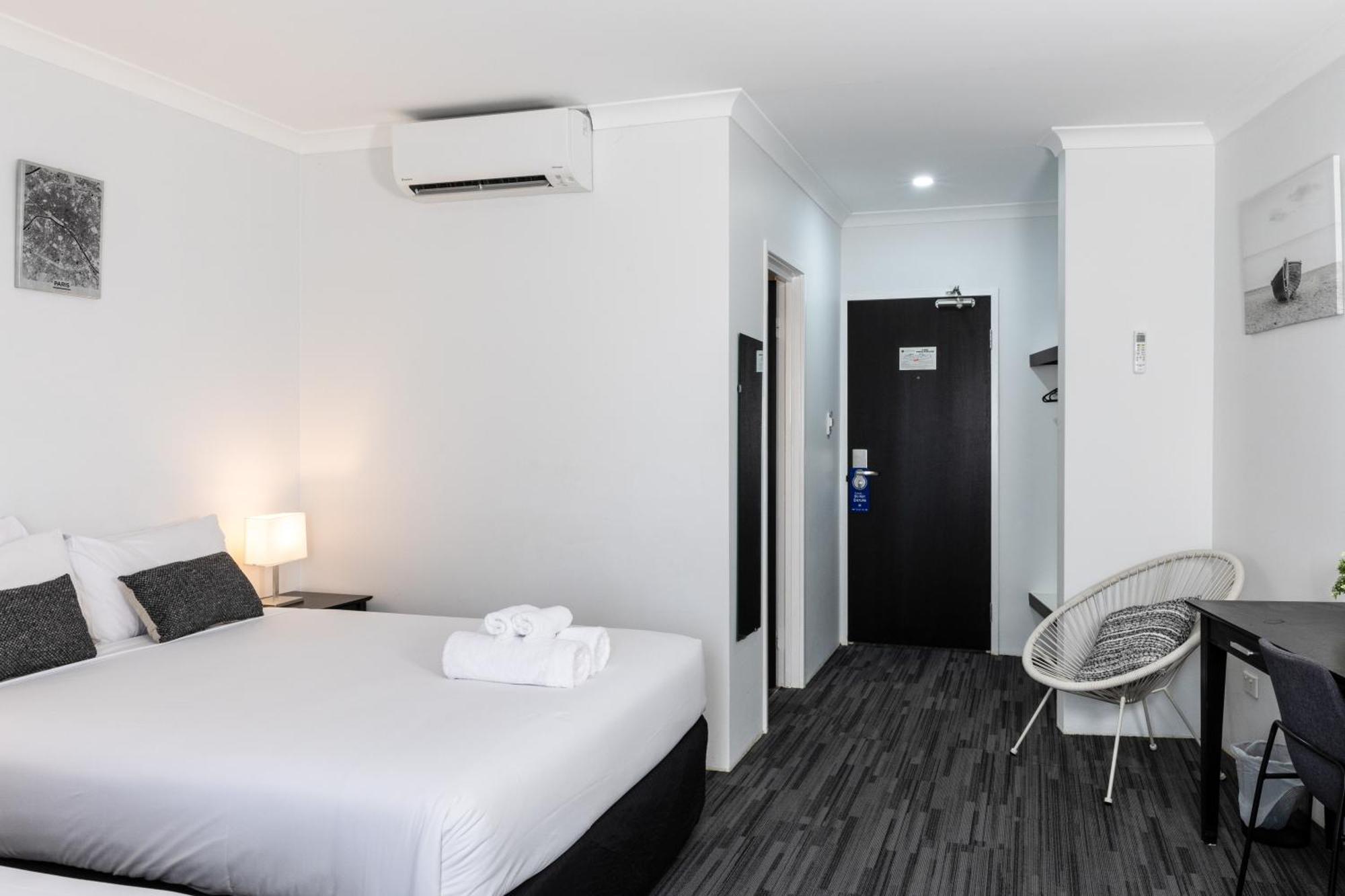 Joondalup City Hotel Perth Exterior foto